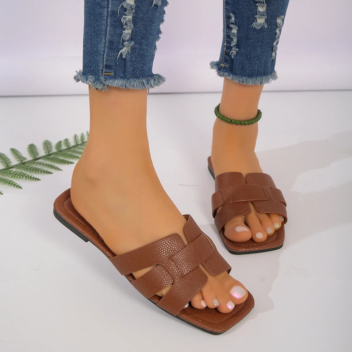 Rasteira Aurora Verano – Elegância Casual com Toque de Sofisticação Natural